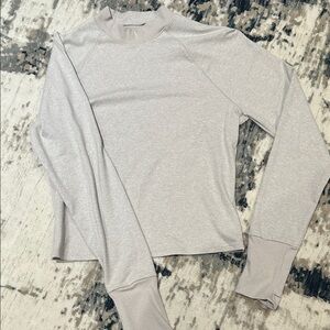 Athleta soft luxe top- never worn